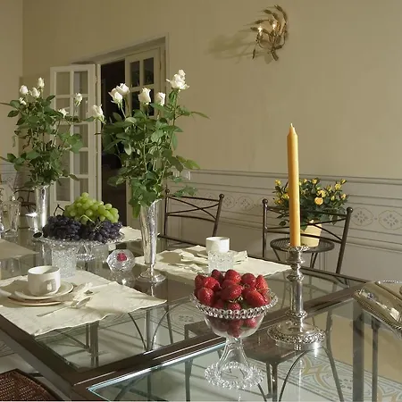 Signori 마리아나디피에트라산타