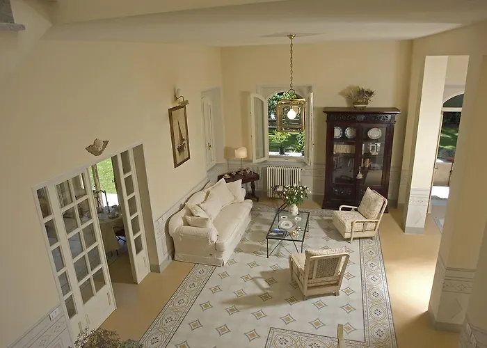 シニョーリ ベッド・アンド・ブレックファスト