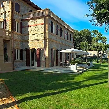 Oda ve Kahvaltı Signori