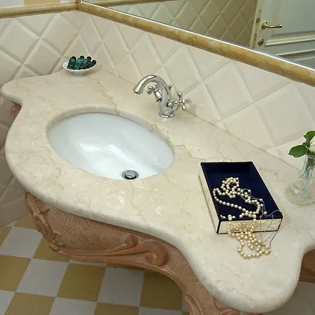 Signori Oda ve Kahvaltı