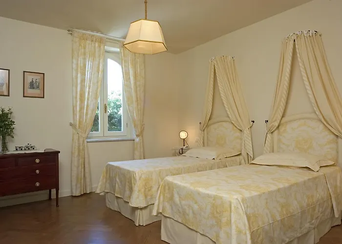 Signori Nocleg ze śniadaniem 4*