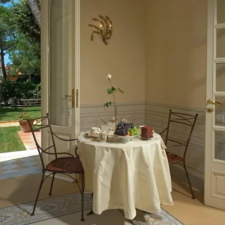 西格诺里别墅酒店 住宿加早餐酒店