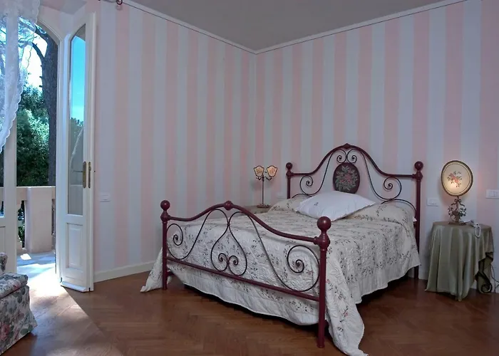 Signori مارينا دي بييتراسانْت