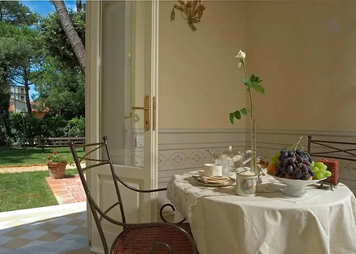 Signori فندق مبيت وإفطار مارينا دي بييتراسانْت