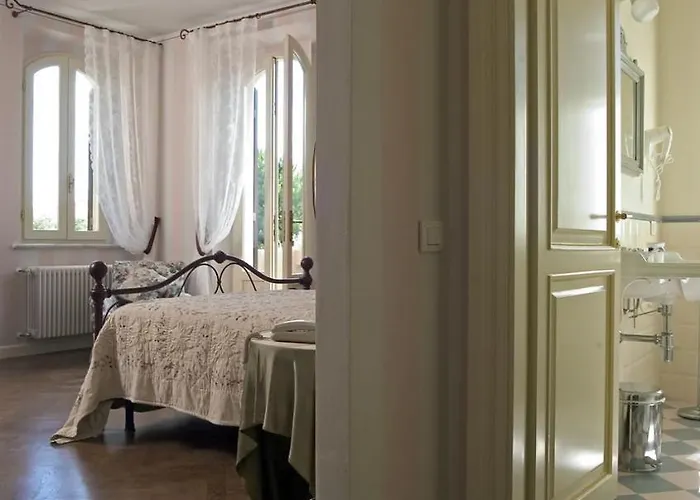 فندق مبيت وإفطار Signori 4*